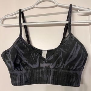 Lululemon Bra size 8